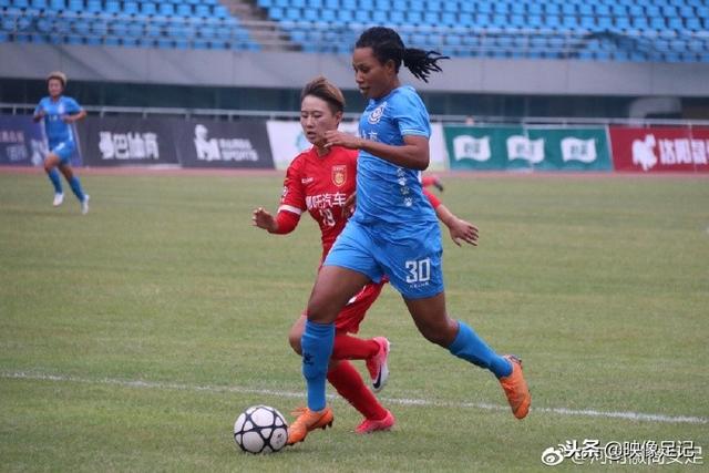 打破僵局！凯塞多角球助攻佩德罗头球破门，切尔西1-0领先米兰