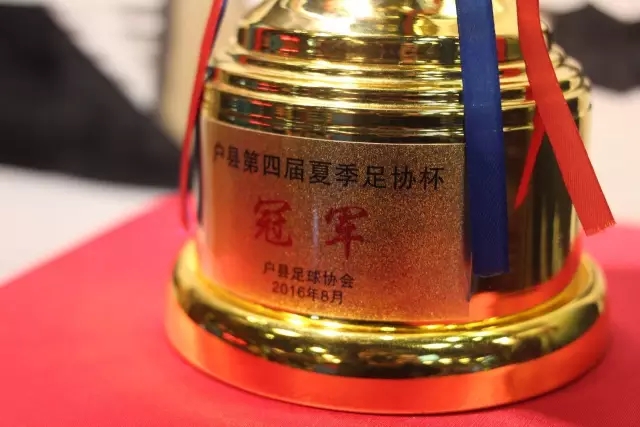 联赛3连败！多名记者：申花主帅斯卢茨基赛后主动提出辞职