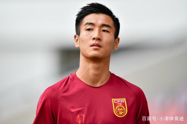 阿森纳以约5100万签下28岁后卫孔萨