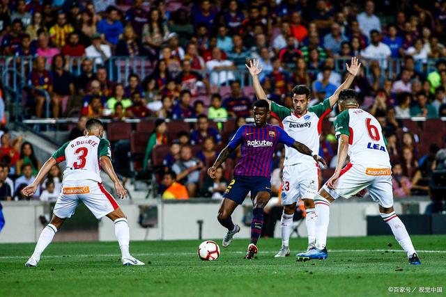 1-0！中国足球小将获季军 董路脱帽致敬3万球迷 怒斥：远离两面派